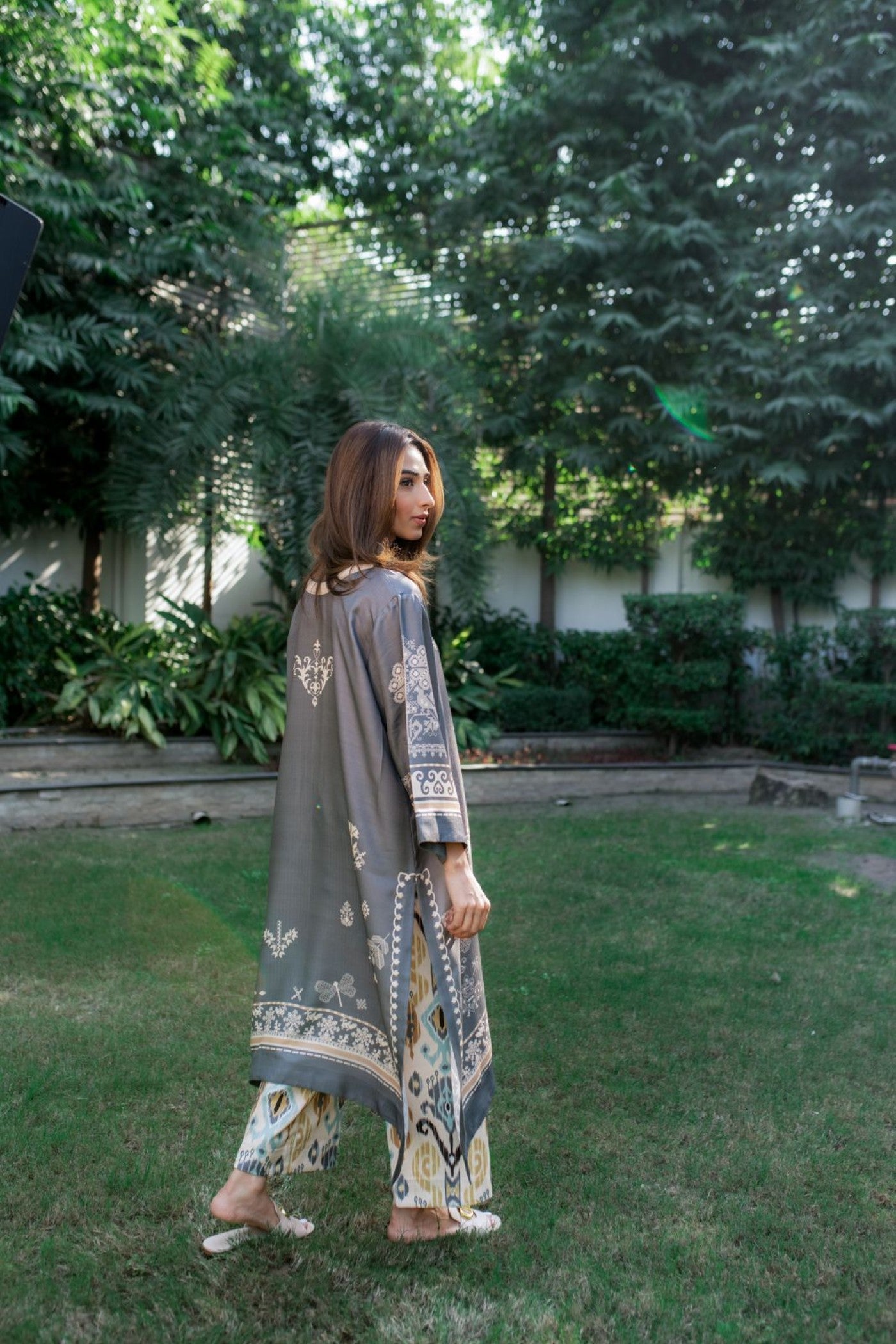 Pewter Elegance Coordinates