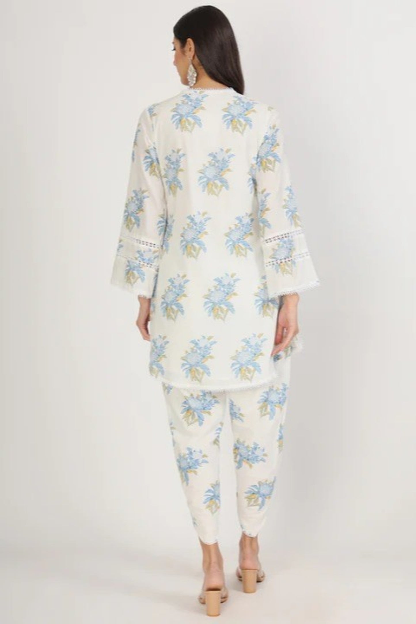 Pearl Dahlia Tulip-Hem Ensemble