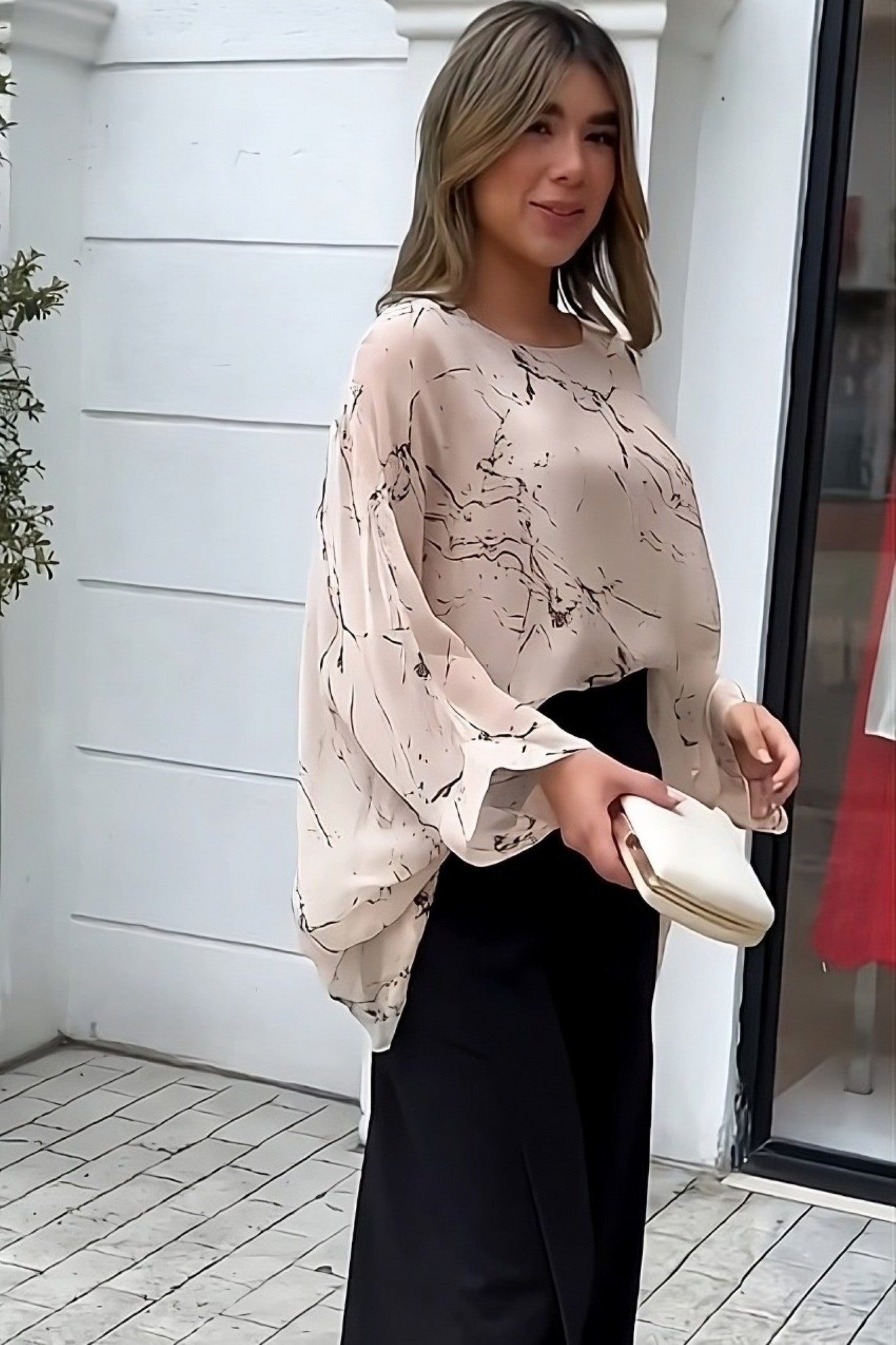 Romantic Bloom Scalloped Lace Top