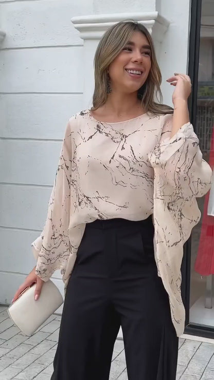 Romantic Bloom Scalloped Lace Top